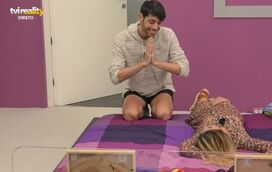 Edmar confessa que namorou com ator de filmes amadores para adultos