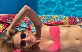 Após despedimento da TVI, Leonor Poeiras mostra sensualidade na praia... e os fãs pensam que vai para a SIC