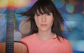 Conheça Tamara Angel, a namorada de Roberto Carlos