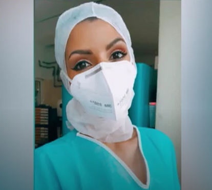 Conheça a enfermeira que luta contra a covid-19 que foi Miss Galaxy