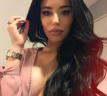 Jéssica, do 'BB', reclama dos boatos de que é acompanhante de luxo. 'Tenho medo de andar sozinha na rua'