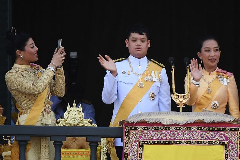 O príncipe herdeiro da Tailândia, Dipangkorn Rasmijoti Sirivibulyarajakumar, filho de Rama X