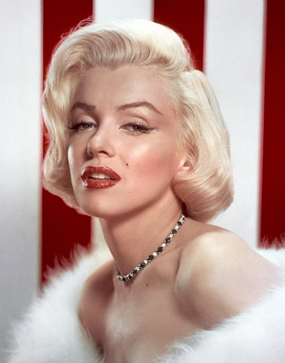 ESTA é a rotina de beleza da vida real de Marilyn Monroe de 1959, e aqui  estão as instruções para a rotina!