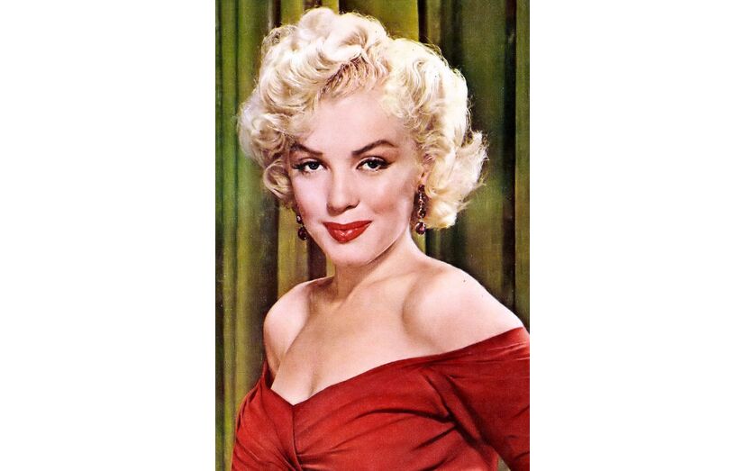 ESTA é a rotina de beleza da vida real de Marilyn Monroe de 1959, e aqui  estão as instruções para a rotina!