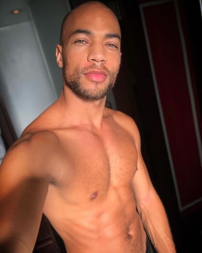 Kendrick Sampson