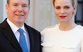 Sem data para regressar ao Mónaco, Charlene cada vez mais distante da vida do palácio e das suas funções de princesa