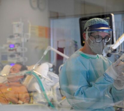 Há mais 5 mortos por coronavírus em Portugal. Número de infetados sobe para 35600, mais 294 em 24 horas