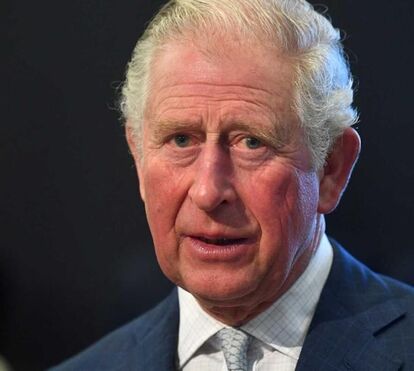 Com a rainha Isabel II longe de Londres, Príncipe Carlos dá mais um passo para subir ao trono