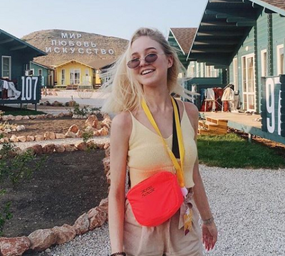 Tudo pelos likes! influencer morre quando tentava tirar selfie de mota a 100 km/h