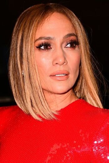 Jennifer Lopez - Corte médio