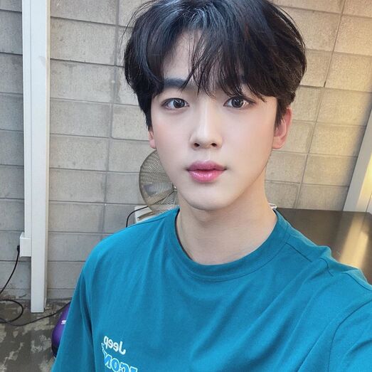 Yohan, estrela K-Pop