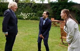 Gratidão! Boris Johnson recebe enfermeiro português que cuidou dele nos cuidados intensivos