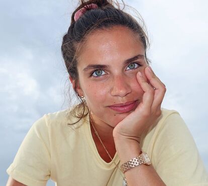 Indignada com capa de revista, Sara Sampaio emociona-se em vídeo ao recordar crise de depressão e ansiedade