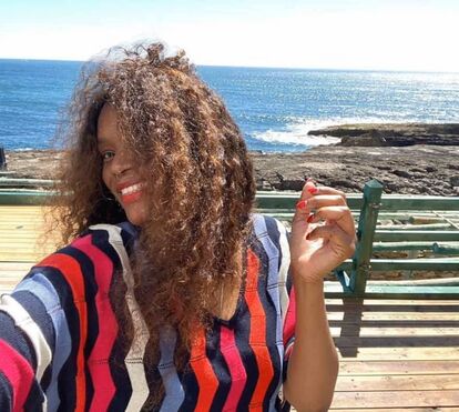 Irmã da mulher mais procurada em Angola! Enquanto Isabel é procurada pela Justiça, Tchizé diverte-se com amigos... em Lisboa! 