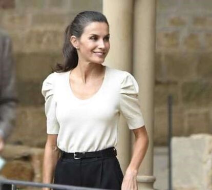 Há vídeo... de novo! Letizia acusada de ser mal-educada em visita oficial