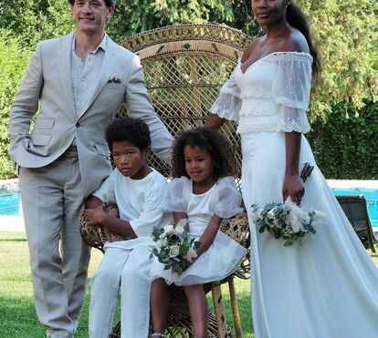 Luís Costa Branco e Weza oficializam relação de 10 anos com casamento surpresa