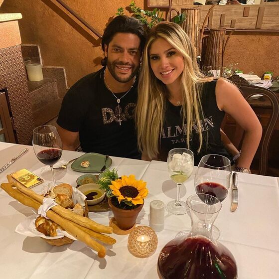 Hulk e Camila Ângelo