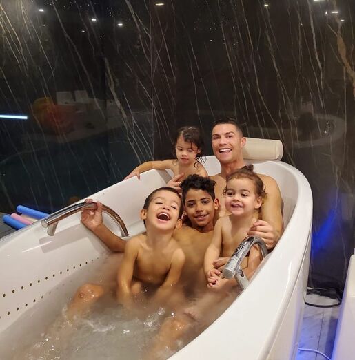 Cristiano Ronaldo e Georgina em casa