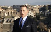Daniel Craig