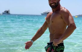 Só faltava esta! Hélder trabalha para sex shop e vira dançarino do varão: "Eu agrado a 90% das mulheres"