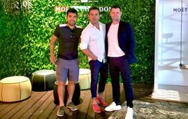 Deco e Alex Telles divertem-se no novo 'spot' dos craques no Algarve