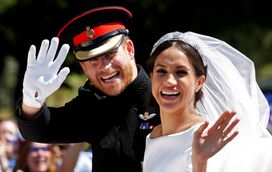 Gritou ou não gritou com a rainha Isabel II? A verdadeira história por trás da confusão da tiara de Meghan Markle