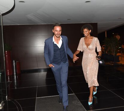 Lá teve de ser... Depois da vitória da namorada, Daniel Guerreiro passa noite com Soraia