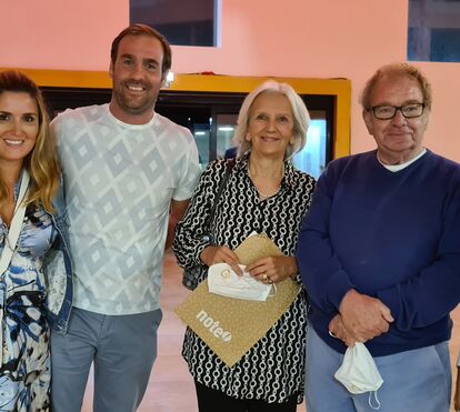As imagens não enganam! Diogo recebe apoio (com direito a abracinho) da Pipoca mais Doce
