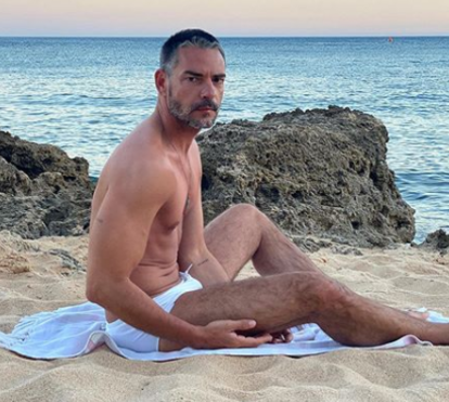 As imagens mais atrevidas de Cláudio Ramos este verão... de sunga