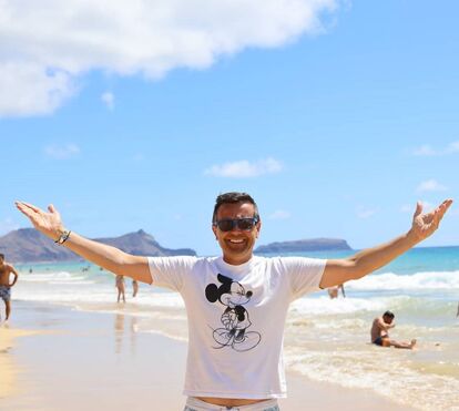 Jorge Gabriel regressa ao sítio onde foi feliz numa nova realidade! As férias do apresentador em Porto Santo com o coração ocupado e um novo sorriso no rosto