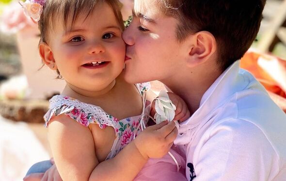 Os filhos de Kátia Aveiro, Dinis e Valentina