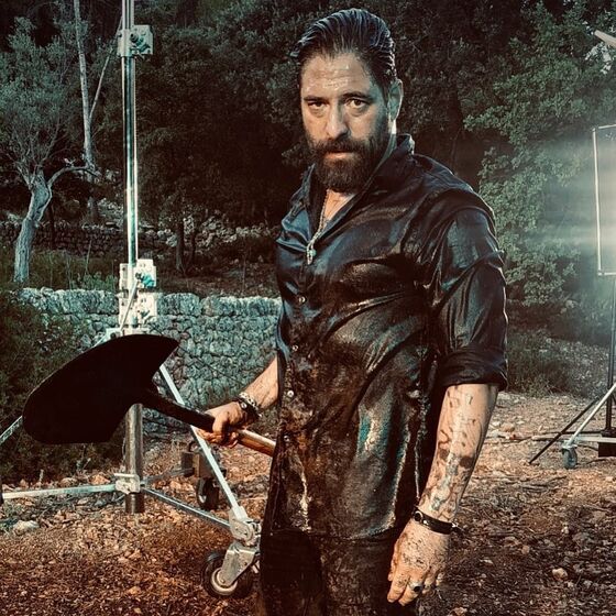 Nuno Lopes, White Lines