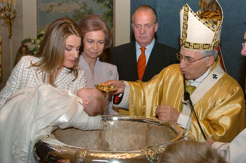 Juan Carlos, Letizia, Felipe. Leonor. Sofia e família real espanhola