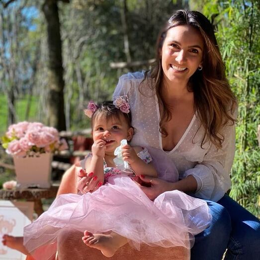 A família de Katia Aveiro no Brasil