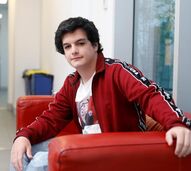 Diogo Carmona, ator, violência, agressão, mãe, avó