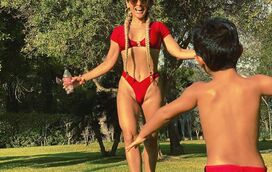 Biquíni da discórdia! Joana Amaral Dias mostra-se em foto com filho adotado e é atacada de todos os lados