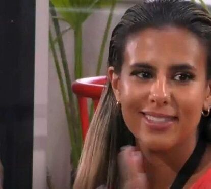 Escândalos da 'beta' de Cascais! Joana foi filmada a fazer sexo numa casa-de-banho e já teve de fugir à polícia