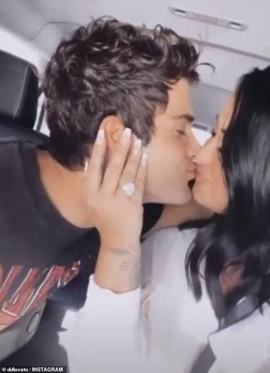 Demi Lovato, max ehrich