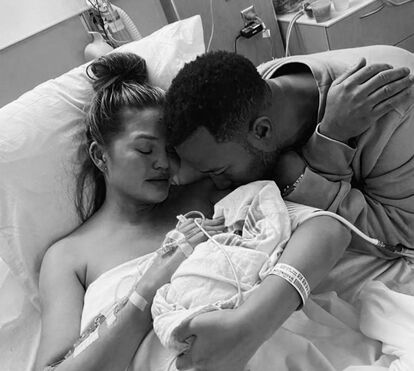As imagens da dor de Chrissy Teigen e John Legend