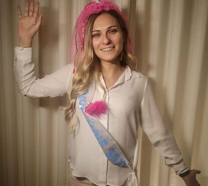 A uma semana do 2.º casamento com Bruno, Tatiana mostra festa de despedida de solteira