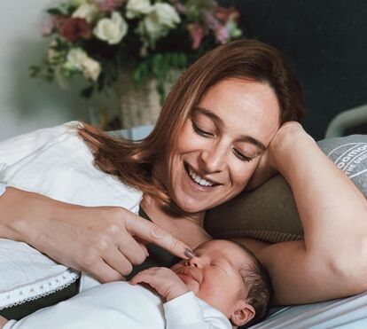 Sara Prata fala das 'dores' e da 'pressão' nas primeiras semanas depois de ser mãe