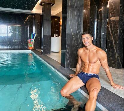 Cristiano Ronaldo fala pela primeira vez sobre a Covid: 'Não tenham medo do vírus. Há coisas piores'