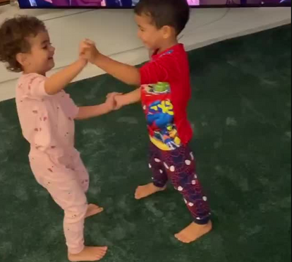 Eva e Mateo fazem anos...e as avó e as tias não os esqueceram