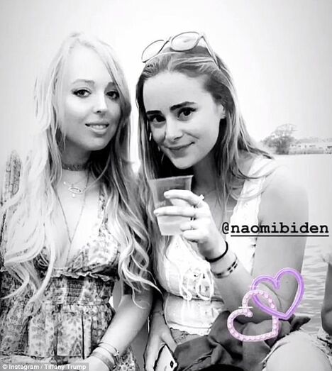Tiffany Trump e Naomi Biden conheceram-se na universidade e nunca esconderam a amizade. Chegaram a passar fins de semana juntas nos Hamptons