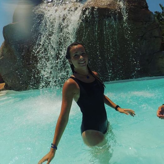 laura salvo, co-piloto