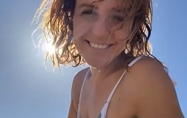 Em pleno mês de novembro, Inês Herédia vai à praia da Comporta