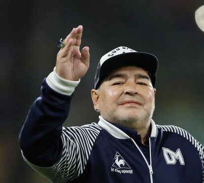 Guerra pela herança. Irmã de Maradona acusa sobrinhas de abandonarem o pai