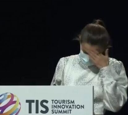 Qual é o verdadeiro estado de saúde de Felipe? Letizia mostra-se muito preocupada em público. Há vídeo