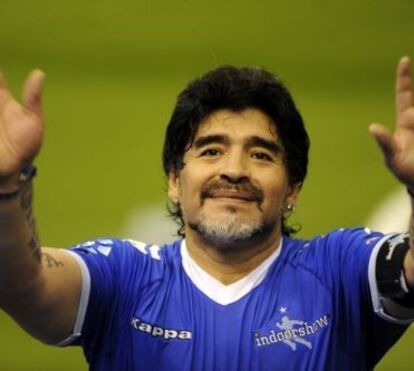Oito profissionais de saúde vão ser julgados por 'homicídio simples' de Maradona