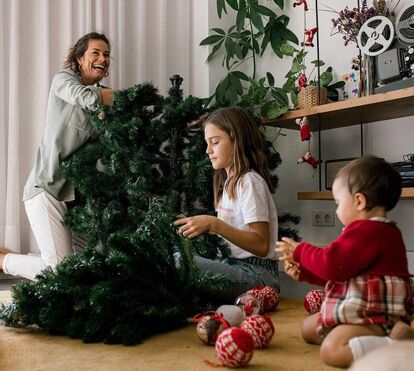Já é Natal! Cláudia Vieira mostra imagens de grande ternura em família